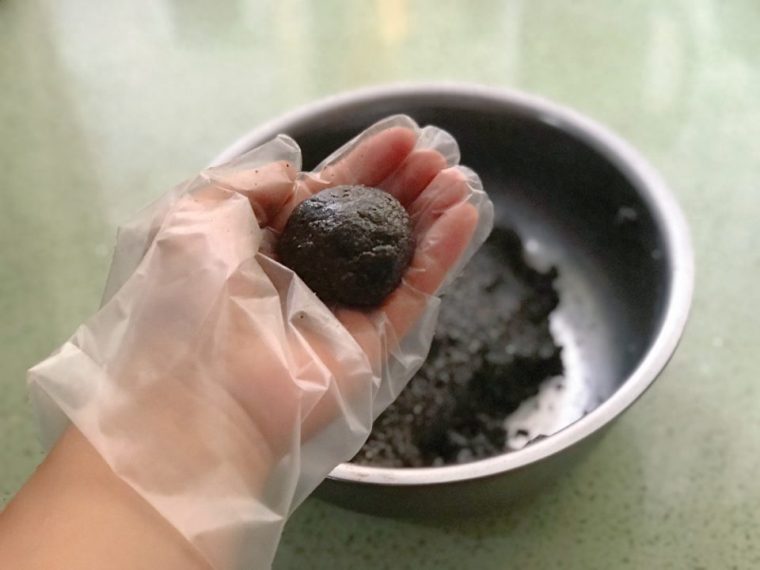 无糖黑芝麻月饼的做法（配方及教程）