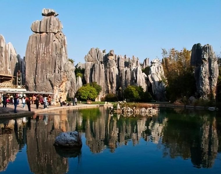 石林在什么地方在哪个省(风景区地理位置属于哪个县) 石林在什么地方在哪个省(风景区地理位置属于哪个县)