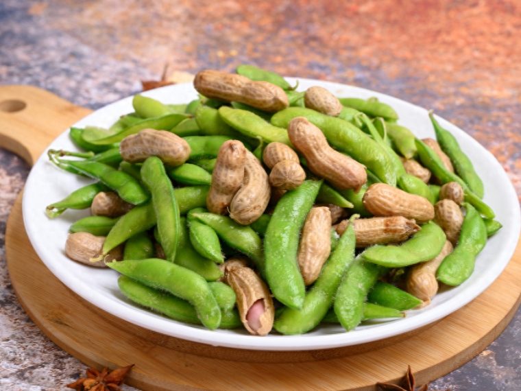 毛豆和黄豆一样吗（哪个更有营养）