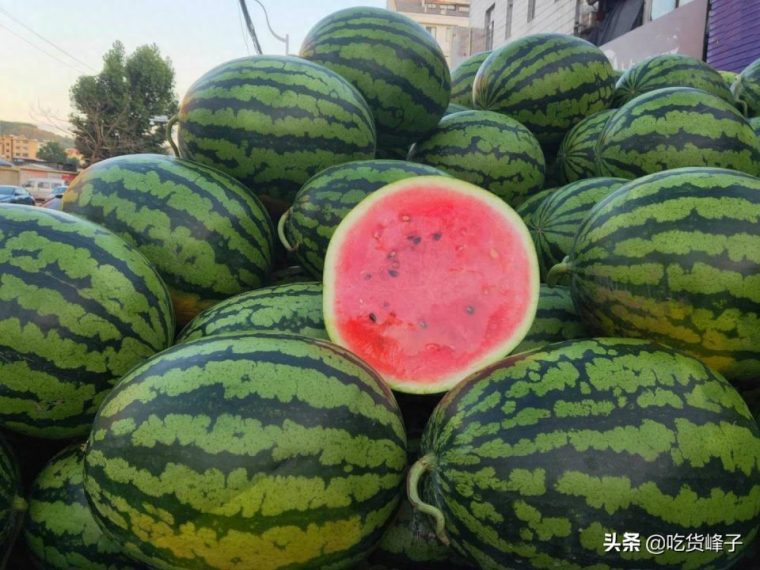 西瓜冰镇后为什么会更甜（科学解释）