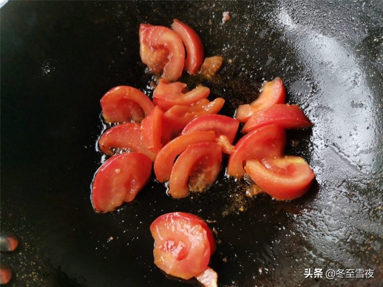 家常菠菜鸡蛋汤的做法步骤（用料及烹饪技巧）