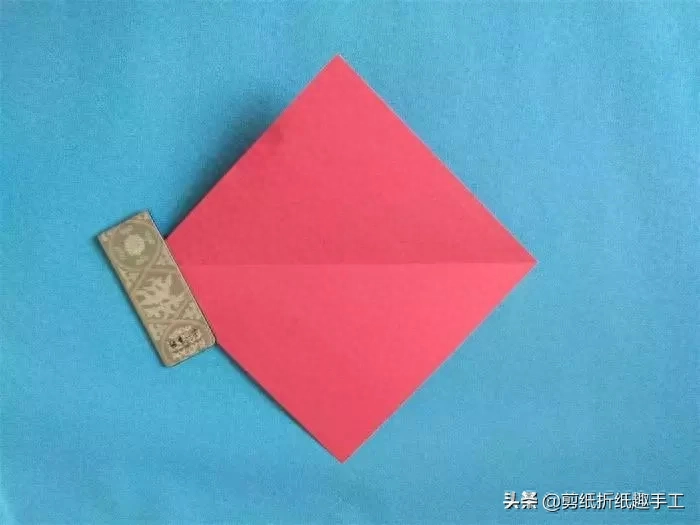 简单窗花剪纸教程步骤图解（简单又漂亮）