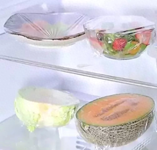 保鲜膜能加热吗有毒吗（可以接触热食物吗）
