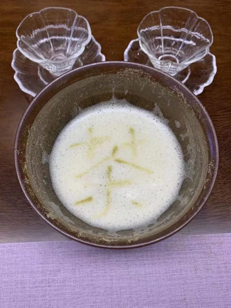 开茶叶店利润如何计算（茶叶店是怎么盈利的）