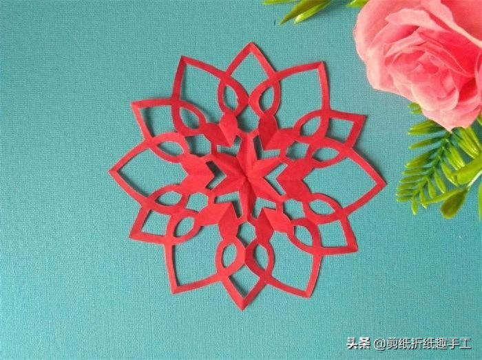 简单窗花剪纸教程步骤图解（简单又漂亮）